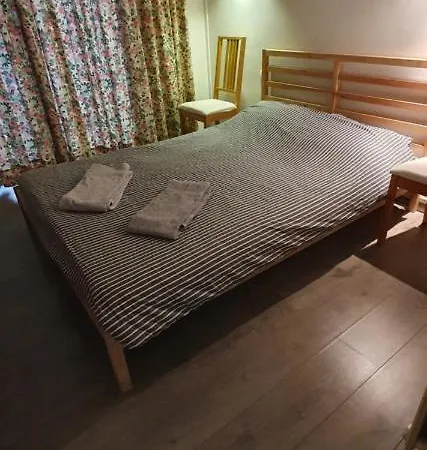 3 Bedroom Nearby The Sea